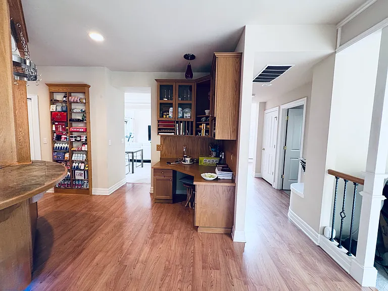 3308 Aberdeen Ave NE — Photo 8
