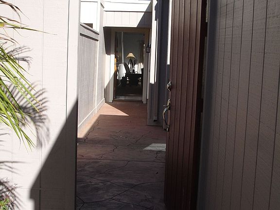 Private Courtyard Entrance