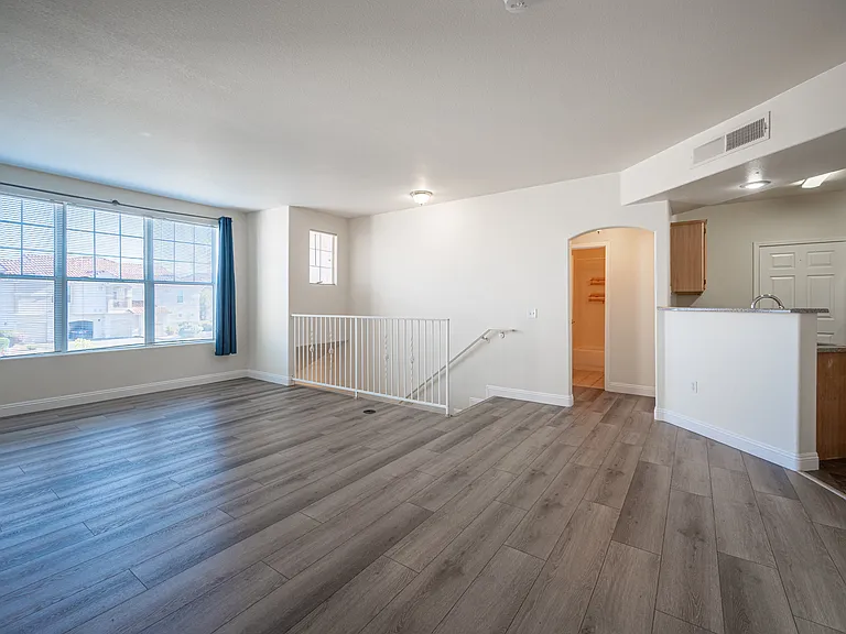 8555 W Russell Rd #2062-1 — Photo 24