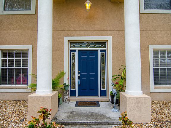 3rd image of 11051 Lynn Lake Cir