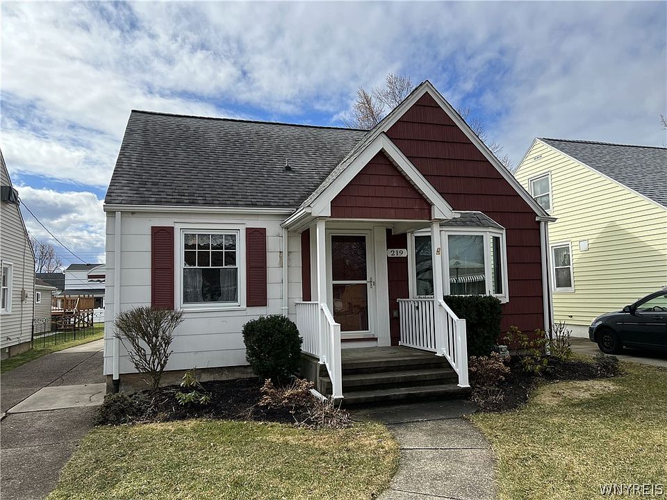 1st image of 219 McConkey Dr