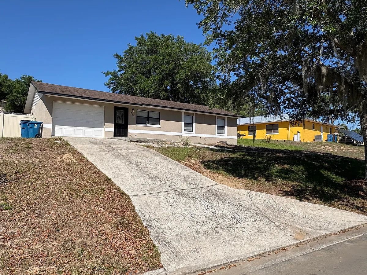 Building Photo - 513 Greenbrough Dr