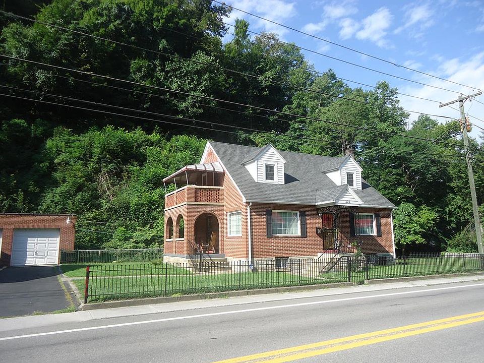 222 Stewart St, Welch, WV 24801 Zillow