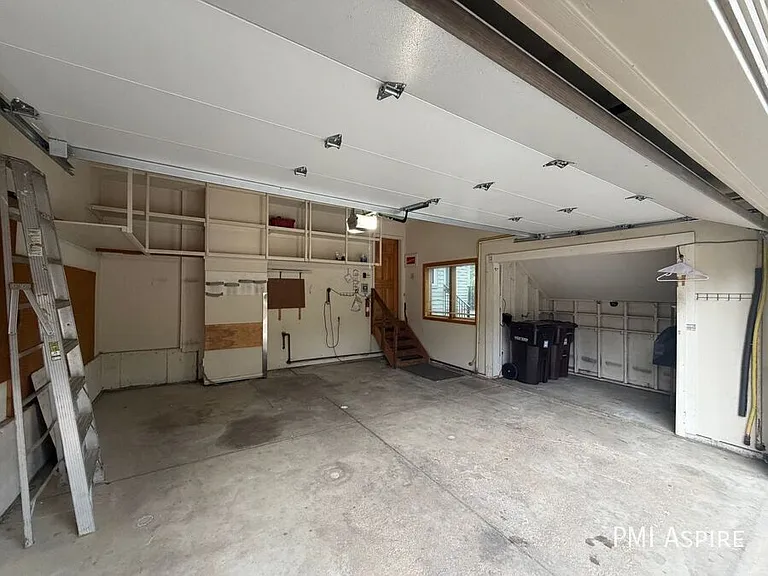 1940 Tincup Ct — Photo 31