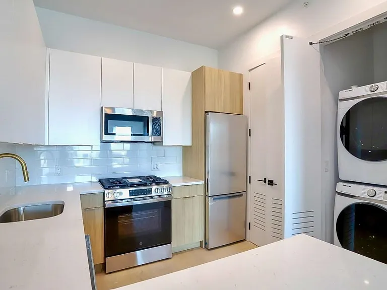 354 Broadway #2F — Photo 12