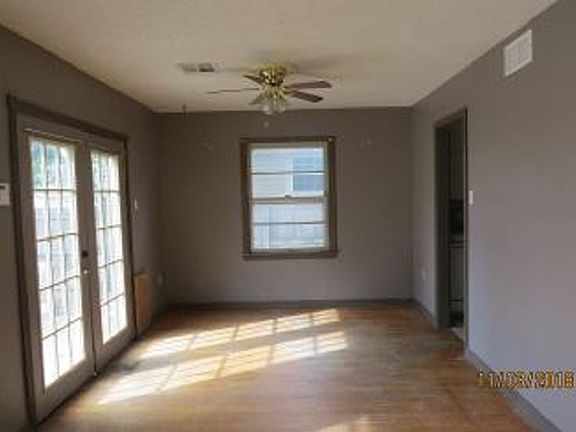 4th image of 3108 NW Kinyon Ave