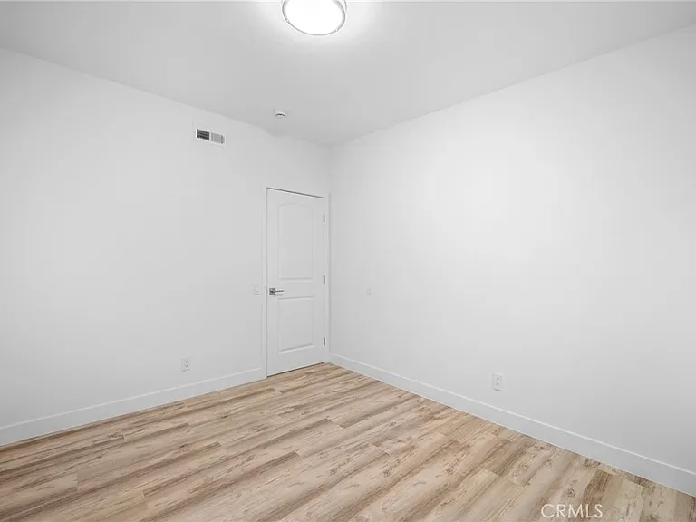 309 Sinclair Ave — Photo 17