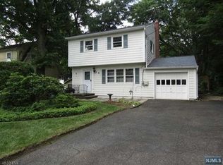 4 Alexander Ave, Montclair, NJ 07043