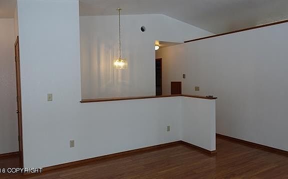 2nd image of 575 Mountvista Dr