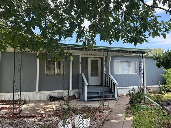 1801 SW 12th St, Lincoln, NE 68522