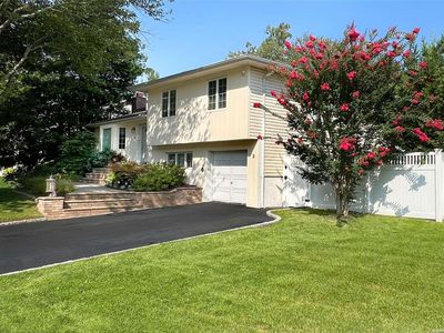 3 Lesley Lane, Old Bethpage, NY, 11804