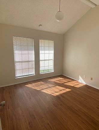 5th image of 12406 Autumn Vista St APT B