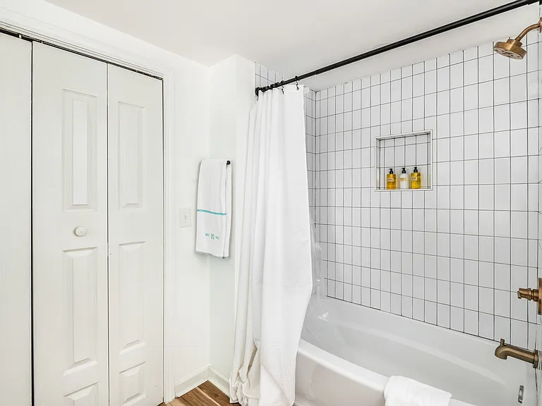 1031 Austin Ave NE #3 — Photo 26