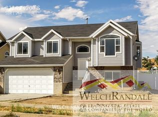 832 W 4200 S, Riverdale, UT 84405