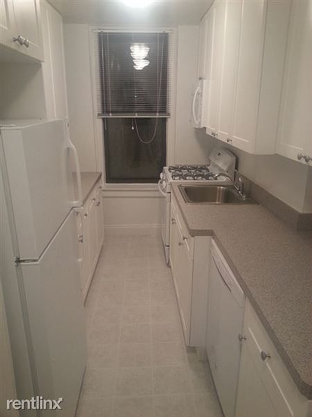 1640 Ocean Pkwy (D24) H