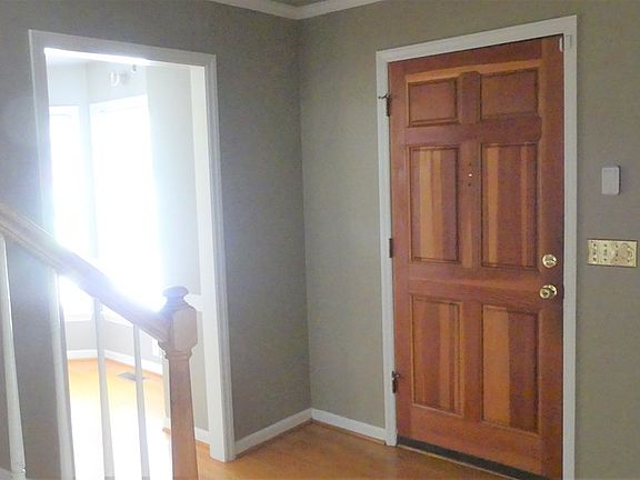 3rd image of 4513 Brentwood Dr