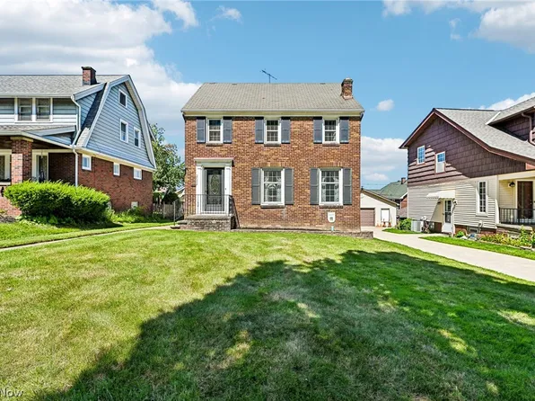 2052 Hillcrest Ave, Cleveland, OH 44109