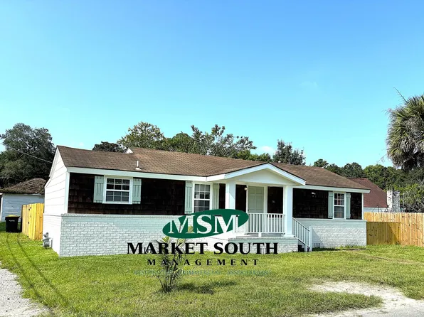 1705 Elgin St, Savannah, GA 31404