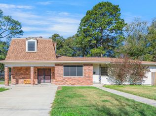 401 Azalea Dr, New Iberia, LA 70563