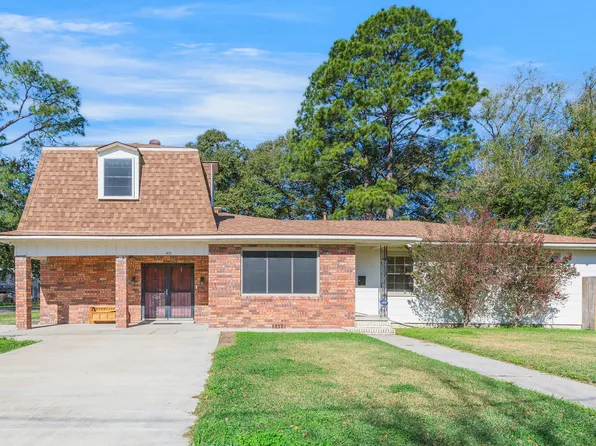 401 Azalea Dr, New Iberia, LA 70563
