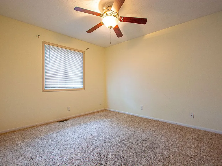 11106 V St — Photo 15