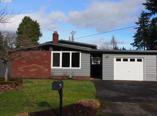 16625 SE Haig Dr, Portland, OR 97236