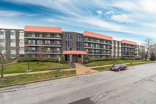 1st image of 4840 Foster St APT 212