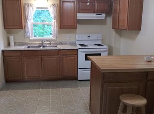 457 S 7th St, Lehighton, PA 18235