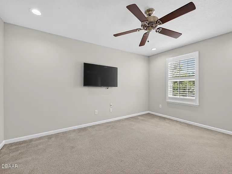 129 Formby Grande Ave — Photo 25