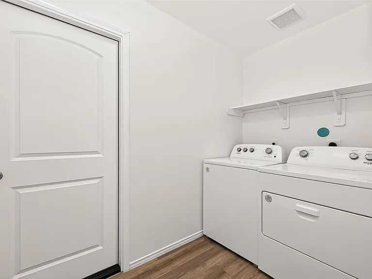 1710 Legacy Hills Dr — Photo 24