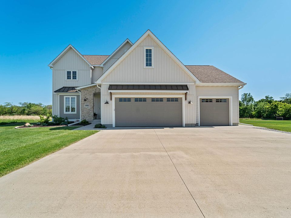 1st image of 1484 263rd Ln