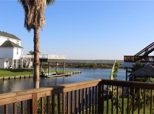 419 Ling St, Bayou Vista, TX 77563