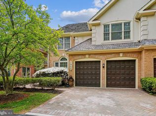 7940 Turncrest Dr, Rockville, MD 20854