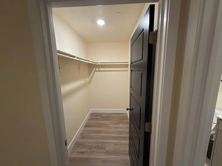 2897 E Tamarind Dr — Photo 14
