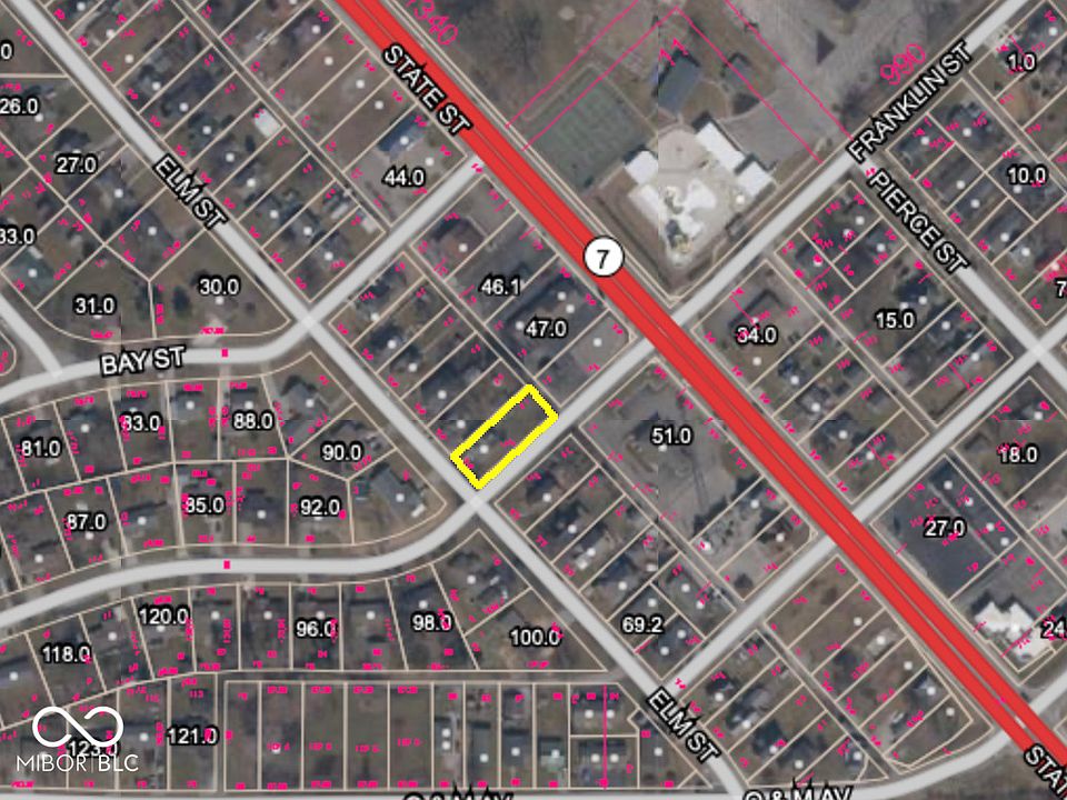 2nd image of 604 N Elm St