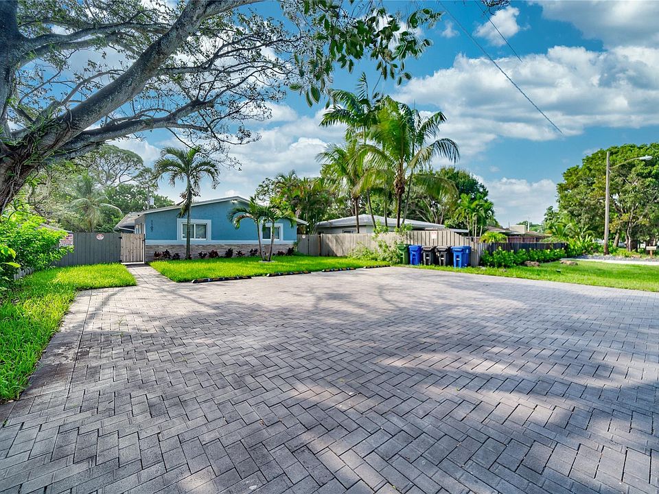 1st image of 1107 NW 7th Avenue
