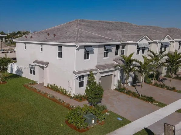 230 SW 170th Ave #0, Pembroke Pines, FL 33027