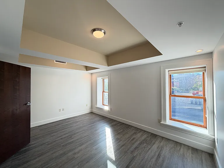 111 Genesee St #201 — Photo 15
