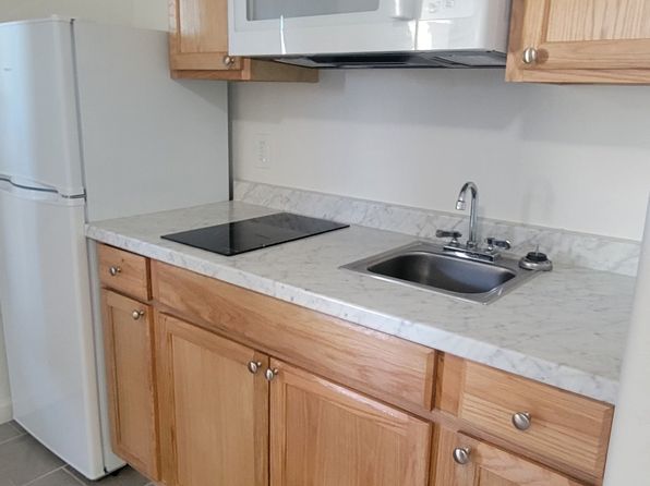 1302 N Date St #15