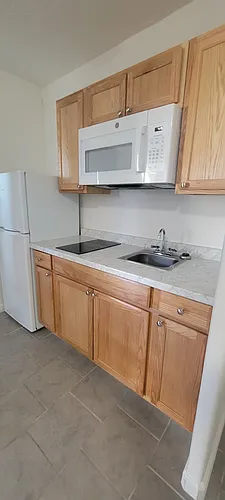 1302 N Date St Photo 1