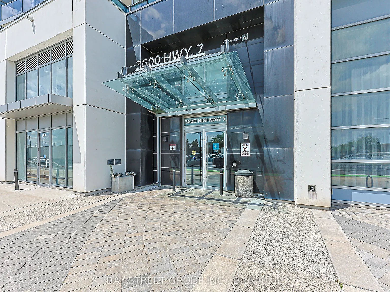 2 bed, $2,350 — Photo 2