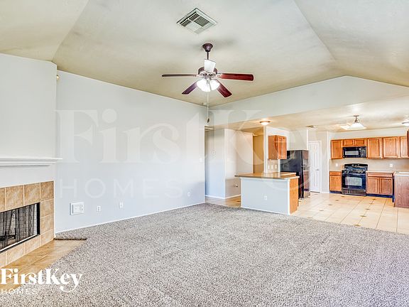3rd image of 2410 Hawthorne Brook Ln