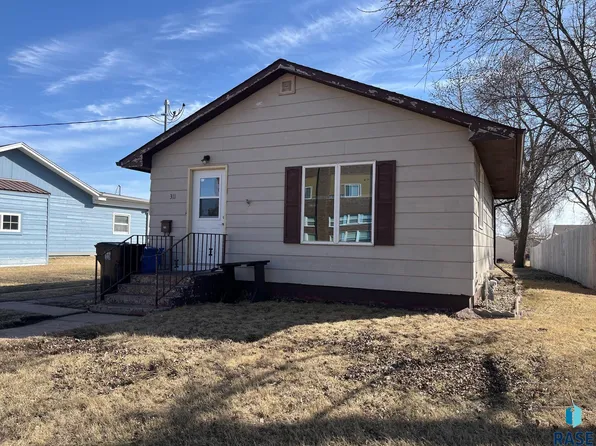 311 W Vermont Ave, Salem, SD 57058