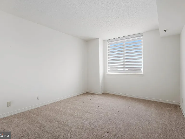 5809 Nicholson Ln #1216 — Photo 25