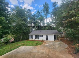 8930 Continental Trl, Gainesville, GA 30506