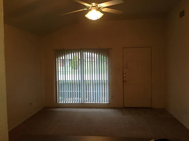 4607 Bowles Dr #B — Photo 3