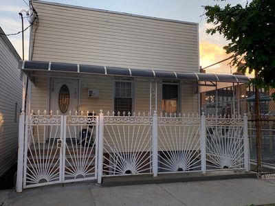 780 Autumn Ave, Brooklyn, NY, 11208