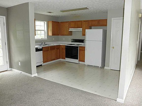 2nd image of 2280 Glen Chase Ln