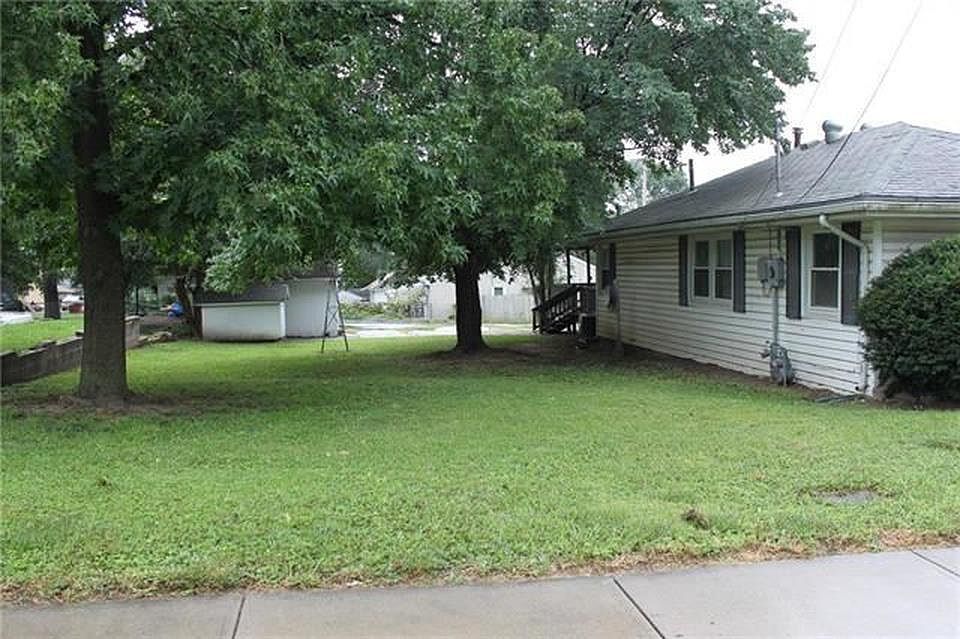 1st image of 513 W South Ave