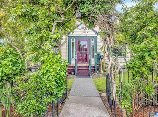 916 E 5th St, Port Angeles, WA